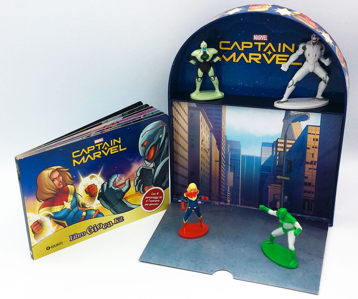LibroGiocaKit - Captain Marvel::Con 4 personaggi 3D e 1 scenario per giocare!