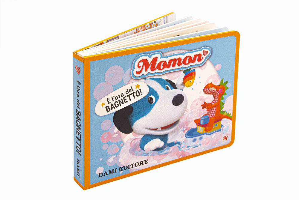 Momon. È l’ora del bagnetto!
