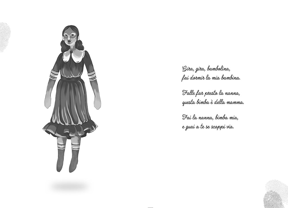 La casa delle bambole di legno