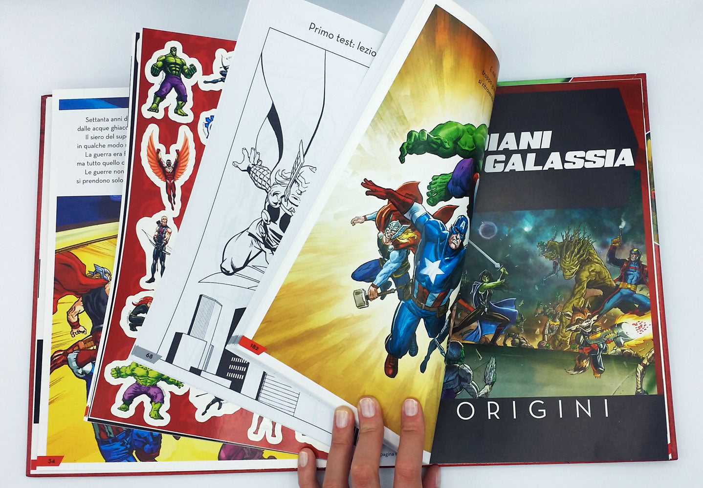 Il Super Tuttolibro - Marvel::Storie, adesivi e tante attività - Con più di 100 adesivi