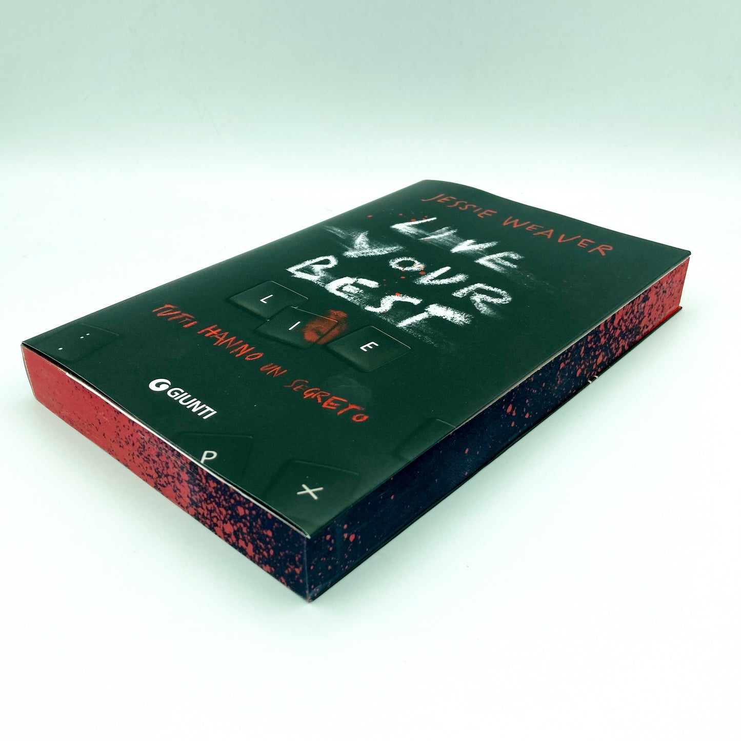 Live Your Best Lie::Tutti hanno un segreto