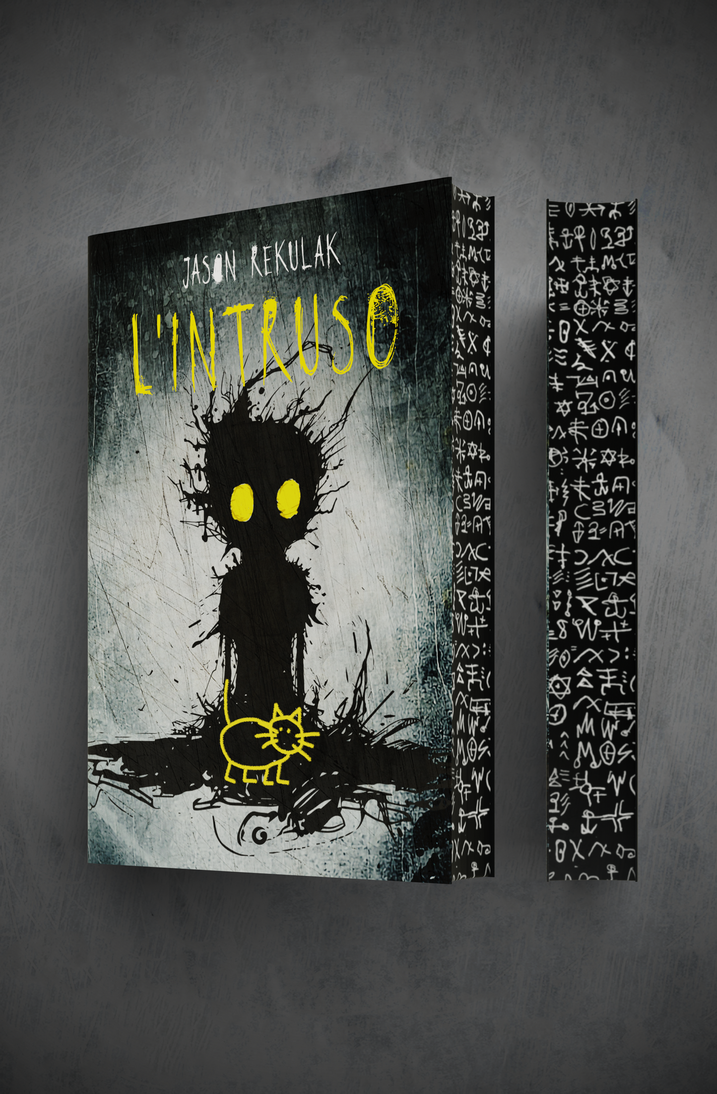 L'intruso | Custom Sprayed Edges