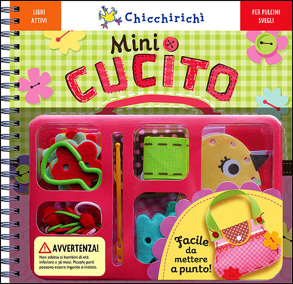 Mini cucito::Con tutto quello che ti occorre per creare una borsetta, un portachiavi, un braccialetto, una targhetta: tessuti già tagliati, nastro, ago speciale, lacci, fermacorda, fiori di feltro, moschettone